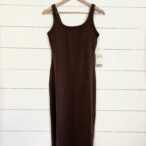 NWT Vuori Halo Essential Dress in java heather color size med
